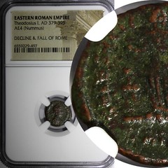 EASTERN ROMAN Theodosius I,AD 379-395 AE4 NUMMUS/Christian VICTORY ANGEL NGC(87)
