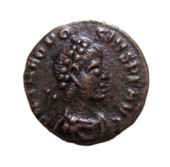 THEODOSIUS I, 379- 395 AD. AE 4. VICTORY DRAGGING CAPTIVE REVERSE. CHRISTOGRAM.