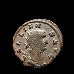 *Lucernae* Gallienus Antoninianus PROVI AVG / II Rome 265-267 A.D.