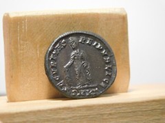 Helena, AE follis, Roman Imperial, 324-325 AD, mother of Constantine