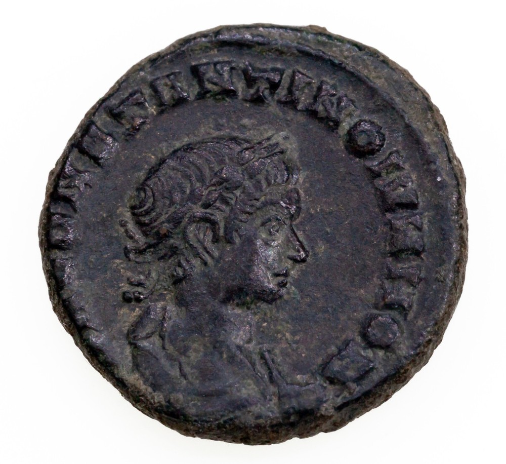 317-337 AD Roman AE Follis Coin XF Constantine II, 18.2mm 3.84g, Ric 76