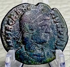 Authentic Ancient Roman Coin 378-383 AD Gratianus, 1600 Year Old Kneeling Female
