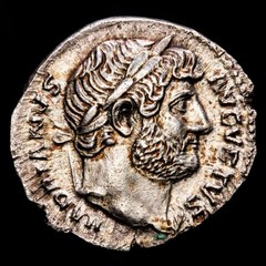 Adriano Denario (3,12 gramosg) 126-127 Roma BMC 289, 385; RIC 854 Muy buena a e