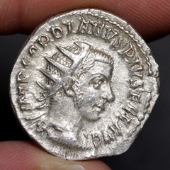 Sideburns Antoninianus Ancient Roman Empire Silver Coin 242AD Gordian III