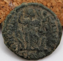 Roman Imperial | Honorius | AE3 | 401-403 | Cyzicus | Constantinopolis | Facing