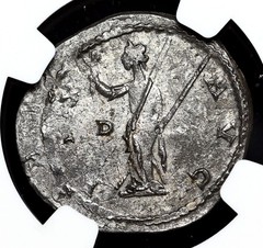 ROMAN EMPIRE. Probus, AD 276-282. Æ Antoninianus, NGC XF, Silvering