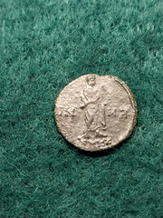 Roman Imperial Divus Constantine I Veiled, AE Follis 15mm 1.45 gr