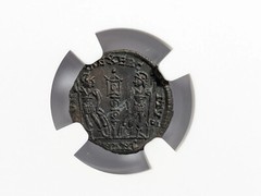 Constantine II Roman Empire AE4 BI Nummus AD 337 NGC Ch AU Soldiers Standards
