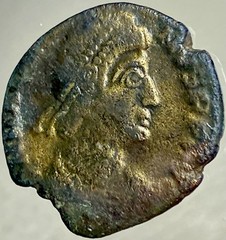 Genuine Ancient Roman Coin 378-383 AD Emperor Gratianus Gratian Kneeling Female