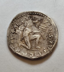 OCTAVIAN 44-27BC DENARIUS