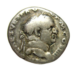 VESPASIAN, 69-79 AD. SILVER DENARIUS. ROME MINT CIRCA 71 AD. PRIESTLY IMPLEMENTS