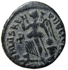 VALENTINIAN II, 375-392 AD. AE 4. VICTORY, CHI-RHO AND CAPTIVE REVERSE.