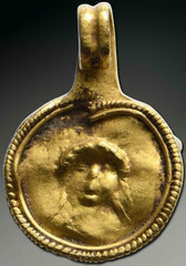 Roman Empire. Gold Pendant. ca. 100-300 AD.