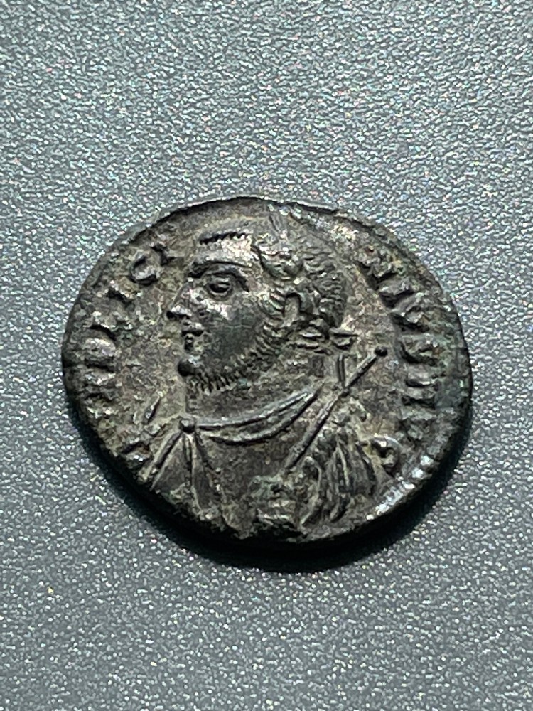 Licinius I AD 308-324. Silvered AE follis c. 317 AD Camp-gate. Heraclea D. 18 mm