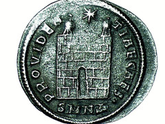 CONSTANTIUS II 324-337AD. CAMP GATE #126