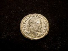 CONSTANTIUS 1st AE 4. Thessalonica. Veiled Constantius seated on curule chair