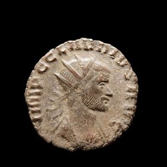 *Lucernae* Claudius II Antoninianus IOVI VICTORI Jupiter – 270-271 A.D.