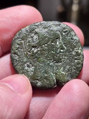 Antoninus Pius Æ Sestertius, Temple Of Augustus