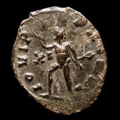 *Lucernae* Gallienus Antoninianus IOVI PROPVGNAT – XI (345) Rome 266 AD.