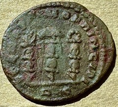 Licinius I, Rome, AD 312-313, Three Standards