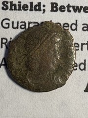 Bargain Basement: Constantinian 306-363AD AE 13mm “Gloria Exercitus” 1 Std BB511