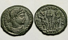Constantine Rare genuine Ancient Roman coin Legionary soldiers spears standards