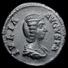 JULIJA DOMNA NGC XF ROMAN COINS, AD 193-217. AR Denarius. A937