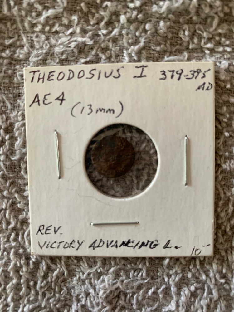 Theodosius I 379-395 AD AE 4 13mm Rev. Victory advancing