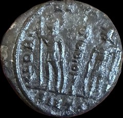 Ancient Roman Empire Lot Of 14 AE Coins 1st-4th Centuries AD 👍