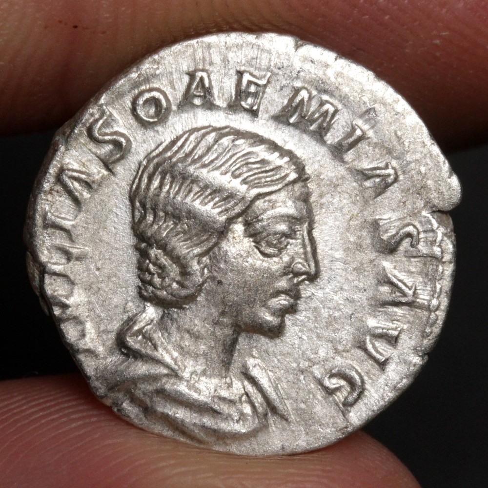 Julia Soaemias Denarius 218AD Ancient Rome Silver Denarius VENVS CAELESTIS Ch VF
