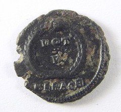+ 363-364 AD JOVIAN Bronze AE of Heraclea, Laurel Wreath – 20mm; 3.6g