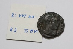 🧭 Licinius I., 308-324 n. Chr. AE-Follis 320-321 n. VOT XX TS MVI B49 #3861