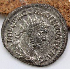 Roman Imperial | Gallienus | AR Antoninianus | Samosata | 255-256 | VIRTVS AVGG