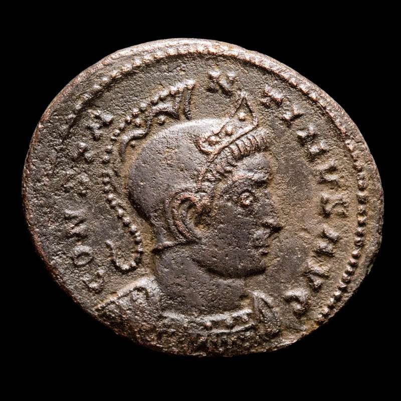 *Lucernae* Constantine I Æ Follis VIRTVS EXERCIT A-S / PLG Lugdunum 317-337 AD