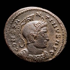 *Lucernae* Constantine I Æ Follis VIRTVS EXERCIT A-S / PLG Lugdunum 317-337 AD