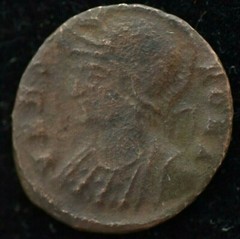 CONSTANTIN II ROMAN COIN – GREAT CONDITION AE 18mm 2.2g