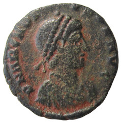 ARCADIUS, 383-408 AD. AE 3. CYZICUS MINT. EMPEROR AND VICTORY REVERSE.