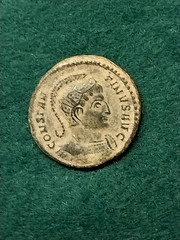 Constantine I the Great 322-323 AD Helmeted, Altar Globe VOTIS, Trier mint, 20mm