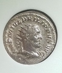 🔥 Philip I, Roman Empire AR Denarius, (244-249 AD) RIC-25c AU-55 Silver Sharp