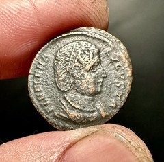 Augusta Helena (Constantine the Greats Mother), Bronze Follis