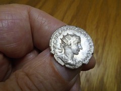 ROMAN Gordian III Antoninianus 238 to 244 A.D. RIC.84