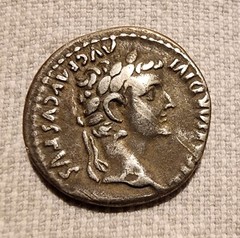 Tiberius, Silver Denarius, 14 to 37 AD Lugundum